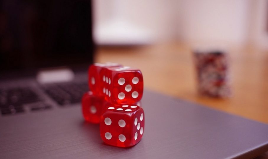 red dices
